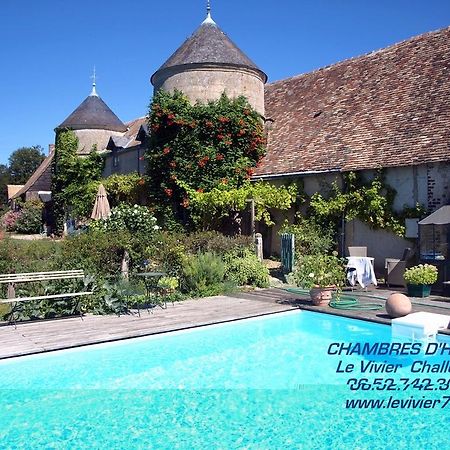 Hôtel Le Vivier à Challes Chambre photo