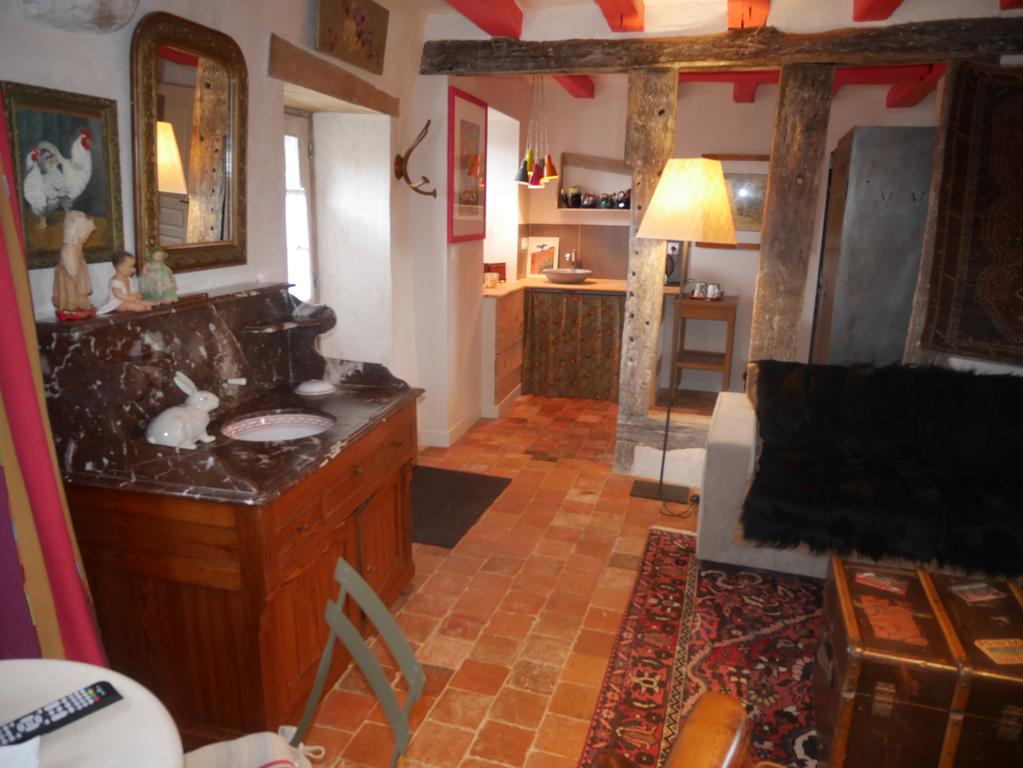 Hôtel Le Vivier à Challes Extérieur photo