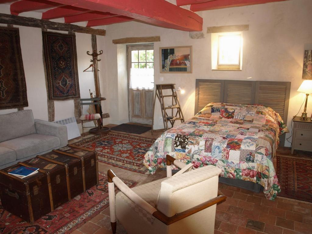 Hôtel Le Vivier à Challes Extérieur photo