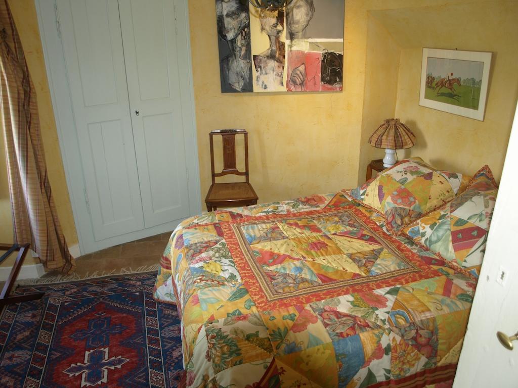Hôtel Le Vivier à Challes Extérieur photo