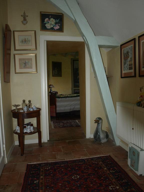 Hôtel Le Vivier à Challes Extérieur photo
